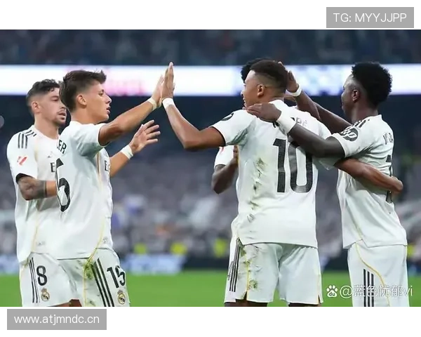 皇家马德里姆巴佩加盟后体系适应情况复杂,阶段性稳定性面临考验 皇家马德里姆巴佩加盟后体系适应情况复杂,阶段性稳定性面临考验