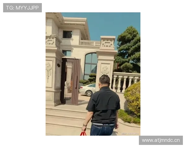 李宗伟退役后住的别墅，比林丹整个训练馆还贵